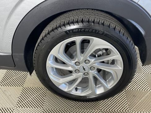 New 2027 Chevrolet Bolt LT w/ Comfort Package FWD image 11