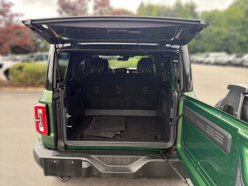 Used 2025 Ford Bronco Outer Banks AWD/4WD image 13