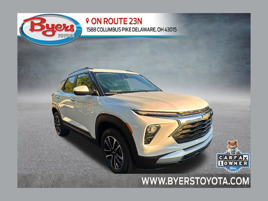 Used 2025 Chevrolet TrailBlazer LT AWD/4WD image 1