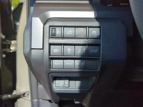 New 2025 Toyota Tacoma TRD Off-Road image 15