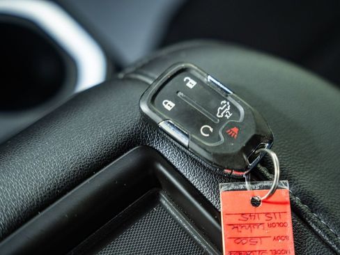 Used 2021 Chevrolet Silverado 1500 LT Trail Boss w/ LPO, Dark Essentials Package image 43