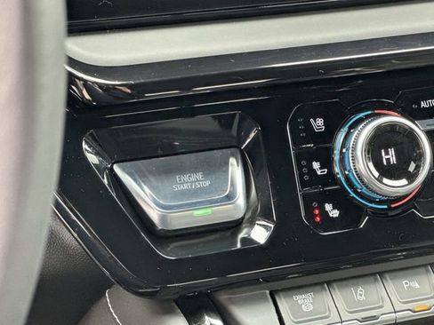 Used 2026 GMC Sierra 2500 AT4X image 20