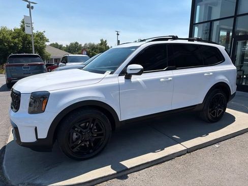 Certified 2025 Kia Telluride EX X-Line AWD/4WD image 3
