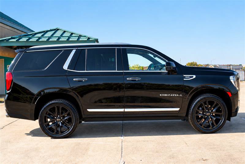 Used 2021 GMC Yukon Denali w/ Denali Premium Package AWD/4WD image 7