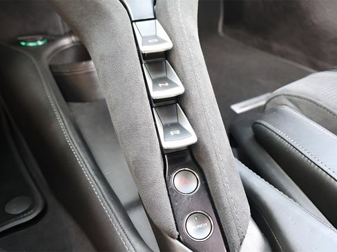 Used 2018 McLaren 720S Performance image 27