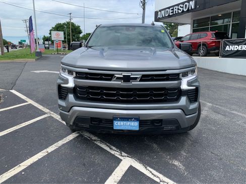 Used 2023 Chevrolet Silverado 1500 RST w/ Protection Package AWD/4WD image 2