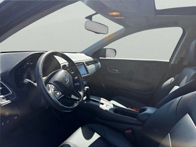 Used 2018 Honda HR-V EX-L image 11