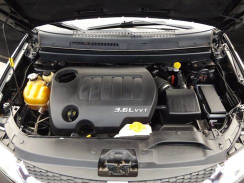 Used 2012 Dodge Journey SXT image 30