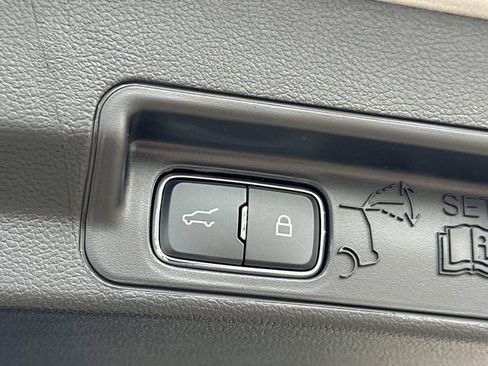 New 2026 Ford Explorer Platinum image 13