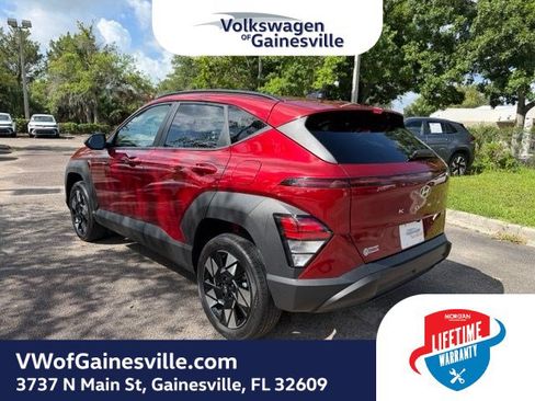 Used 2025 Hyundai Kona SEL AWD/4WD image 4