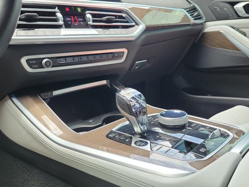 Used 2023 BMW X5 xDrive45e w/ Executive Package AWD/4WD image 29