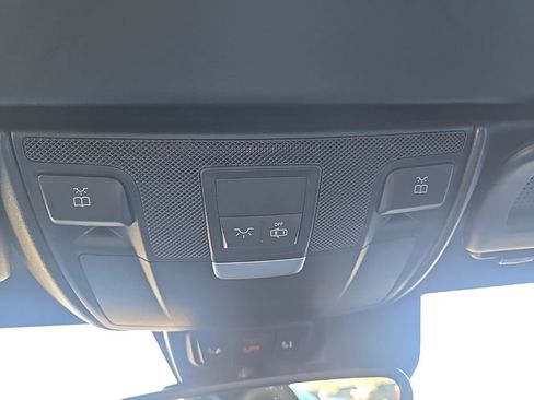 Used 2020 Mercedes-Benz SLC 300 image 78