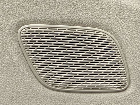 Used 2025 Mercedes-Benz GLA 250 image 38