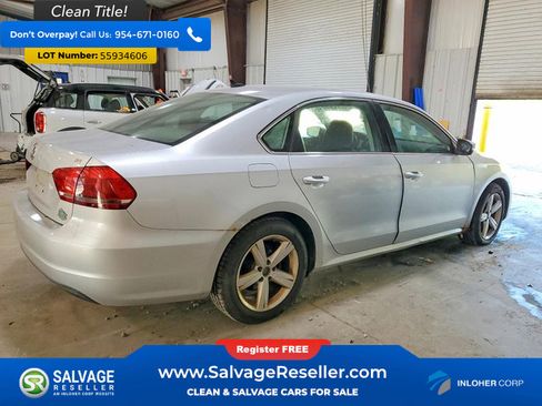 Used 2013 Volkswagen Passat 2.5 SE FWD image 4