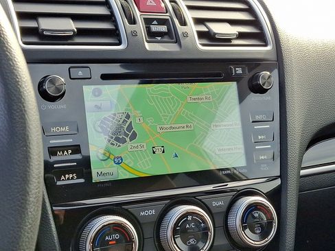 Used 2018 Subaru Forester 2.5i Touring image 17