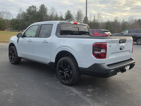 New 2026 Ford Maverick Lariat w/ Black Appearance Package AWD/4WD image 4