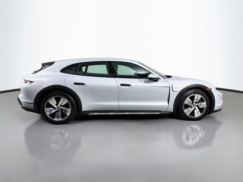 Used 2024 Porsche Taycan 4 Cross Turismo AWD/4WD image 4