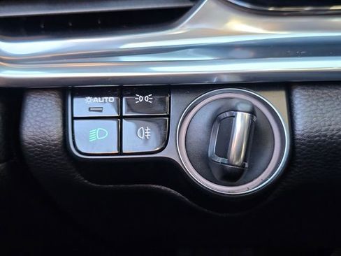 Used 2019 Porsche Panamera 4 image 37