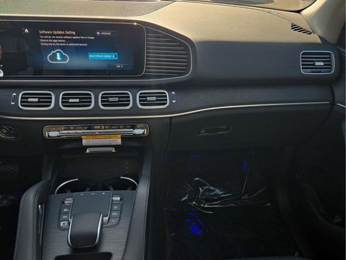 New 2026 Mercedes-Benz GLE 450 4MATIC image 16