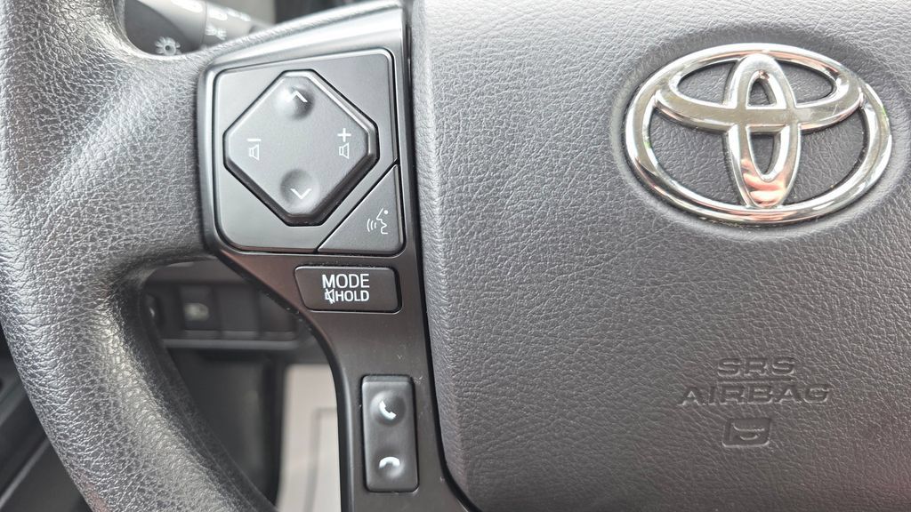 Used 2022 Toyota Tacoma SR AWD/4WD image 28
