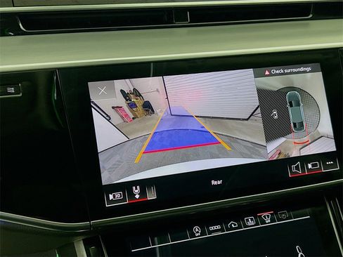 Used 2022 Audi A8 L 3.0T w/ Executive Package image 17