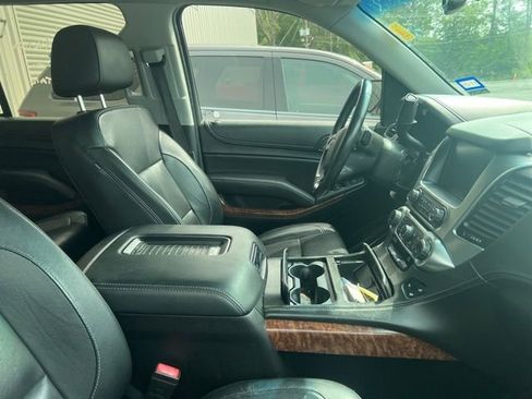 Used 2019 Chevrolet Tahoe Premier AWD/4WD image 6