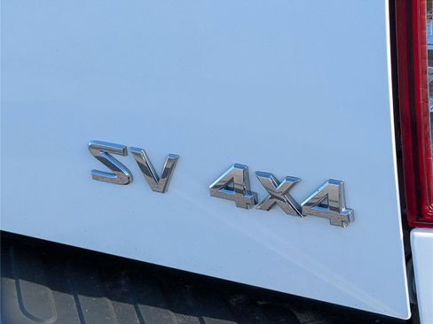 Used 2019 Nissan Frontier SV image 9