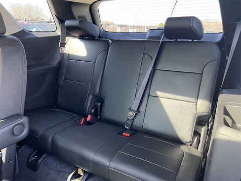 Used 2019 Chevrolet Traverse Premier w/ Redline Edition image 15