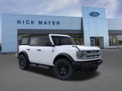 New 2025 Ford Bronco Big Bend w/ Black Diamond Package image 8