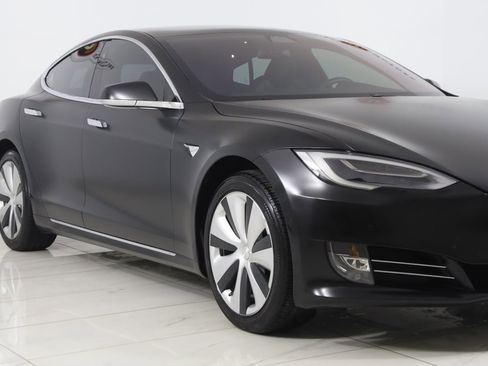 Used 2021 Tesla Model S Long Range Plus image 46