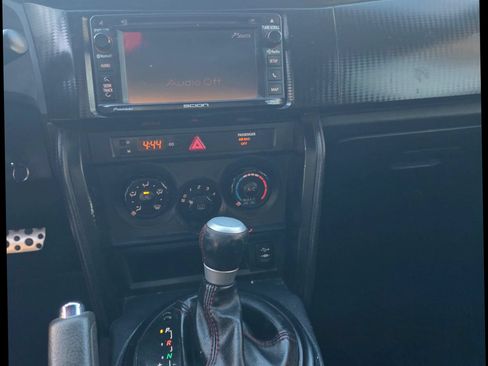 Used 2014 Scion FR-S RWD image 15