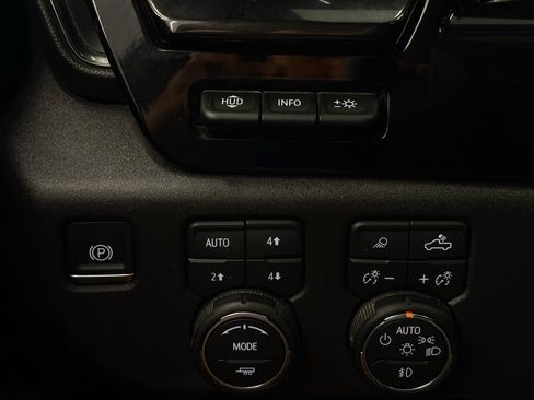 Used 2026 Chevrolet Silverado 1500 ZR2 w/ Dark Appearance Package AWD/4WD image 59