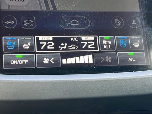 Used 2025 Subaru Forester Touring AWD/4WD image 28