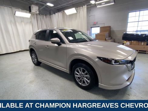 Used 2025 MAZDA CX-5 AWD 2.5 S w/ Preferred Package image 2