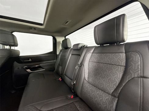 Used 2024 Toyota Tundra Limited w/ Power Package image 33