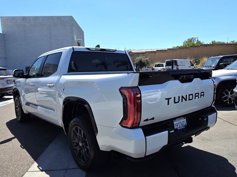 Used 2025 Toyota Tundra Platinum AWD/4WD image 3