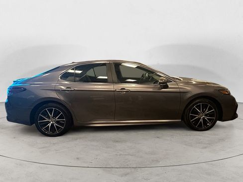 Certified 2023 Toyota Camry SE image 6
