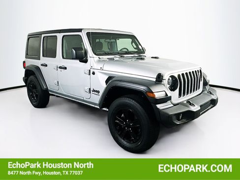 Used 2022 Jeep Wrangler Unlimited Sport AWD/4WD image 1