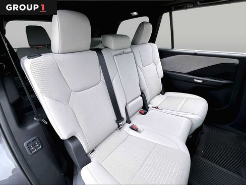 Certified 2025 Lexus TX 350 AWD w/ Technology Package image 17