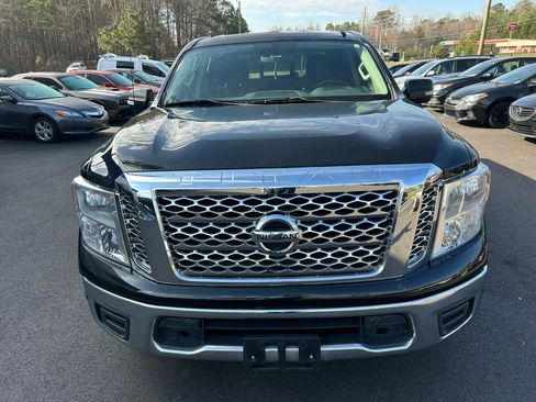 Used 2018 Nissan Titan SV w/ SV Convenience Package RWD image 8
