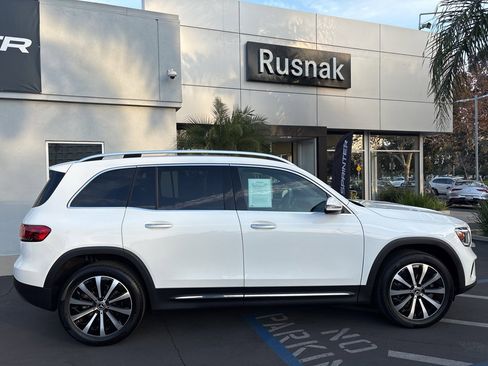 Certified 2023 Mercedes-Benz GLB 250 image 1