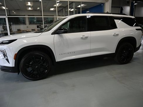 New 2026 Chevrolet Traverse LT w/ Driver Confidence Package image 7