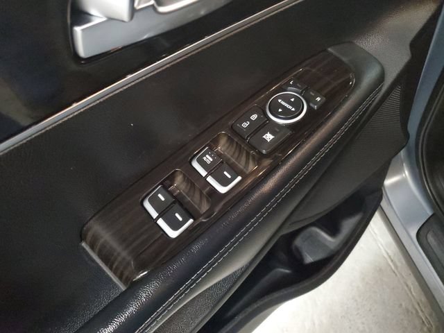 Used 2020 Kia Sorento L FWD image 14
