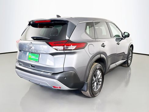 Used 2023 Nissan Rogue S image 10