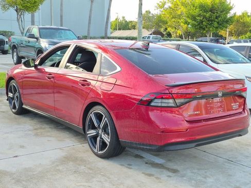 Used 2024 Honda Accord Sport image 7
