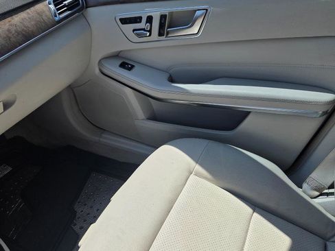 Used 2014 Mercedes-Benz E 350 Sedan image 14