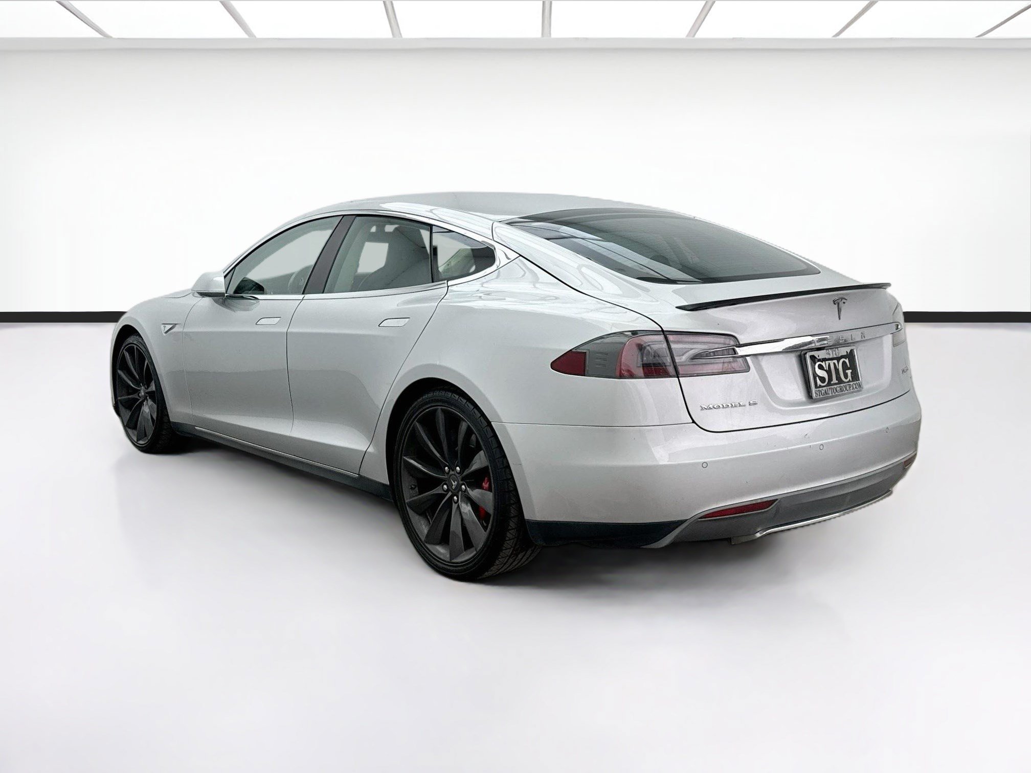 Used 2014 Tesla Model S P85 RWD image 6