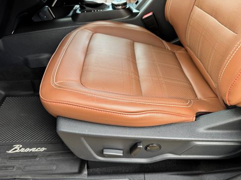 Used 2023 Ford Bronco Heritage Edition image 33