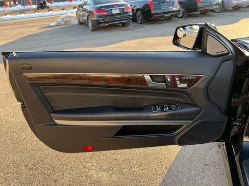 Used 2014 Mercedes-Benz E 550 Cabriolet w/ Premium 1 Package image 17