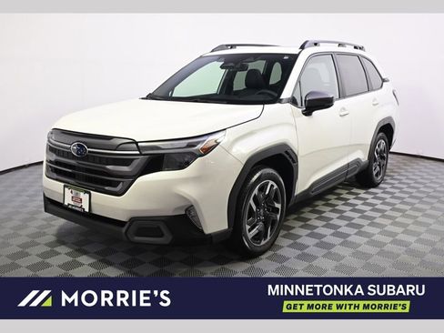 Used 2025 Subaru Forester Limited w/ Popular Package #1 AWD/4WD image 1